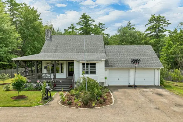 120 Governor Wentworth Highway, Moultonborough, NH 03254