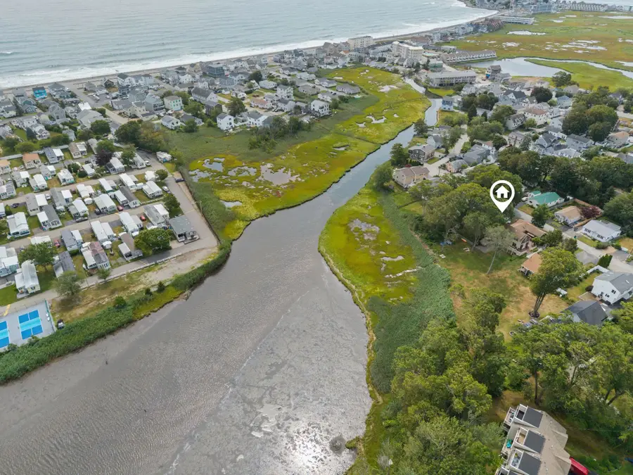 24 Walnut Avenue, Hampton, NH 03842 - #3