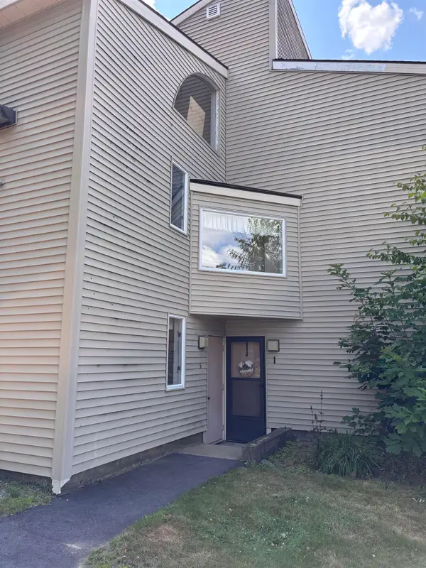 918 North Main Street, Laconia, NH 03246