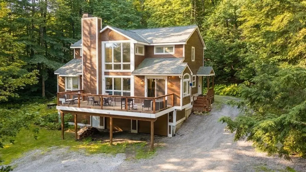 32 Benson Fuller Drive, Winhall, VT 05340 - #1