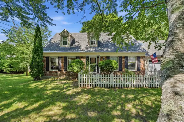 1644 Union Street, Manchester, NH 03104