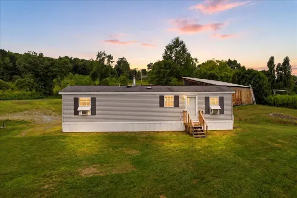 1566 Monroe Road, Littleton, NH 03561