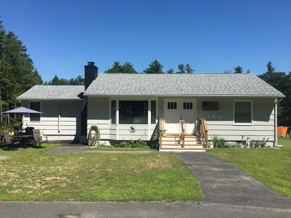 128 Old Lake Shore Road, Gilford, NH 03249
