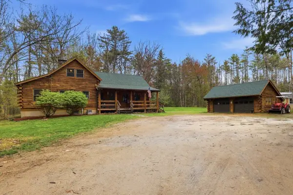 215 White Oak Road, Barnstead, NH 03225