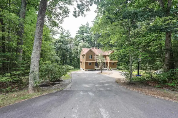 36 Lindsey Way #A, Goffstown, NH 03045