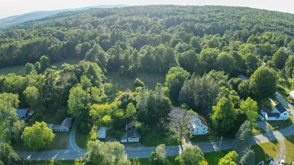 10 Hayward Road, Plainfield, NH 03781
