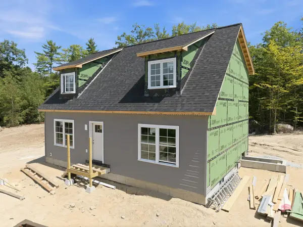 11E Lindsay Lane, New Hampton, NH 03256