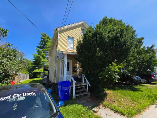 137 Maple Street, Rutland City, VT 05701