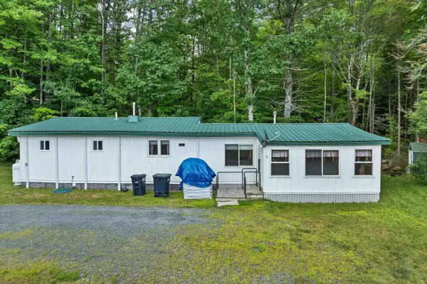 80 May Street, Enfield, NH 03748