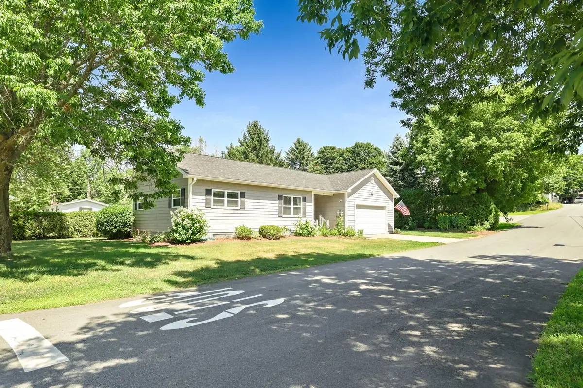 11 Foster Terrace, Derby Line, VT 05830 - #1