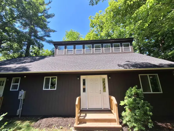 948 Wheelock Road, Hartford, VT 05059