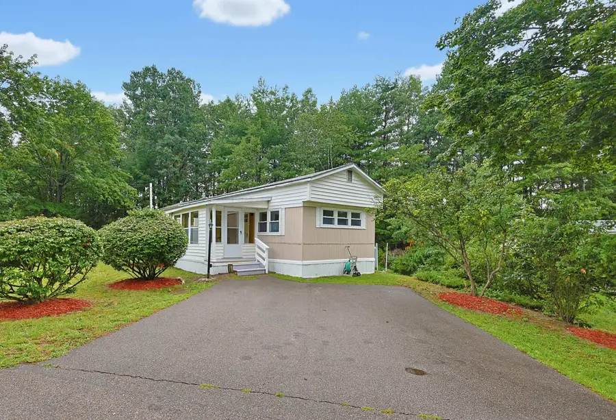 49 Ridgefield Drive, Nashua, NH 03062 - #2