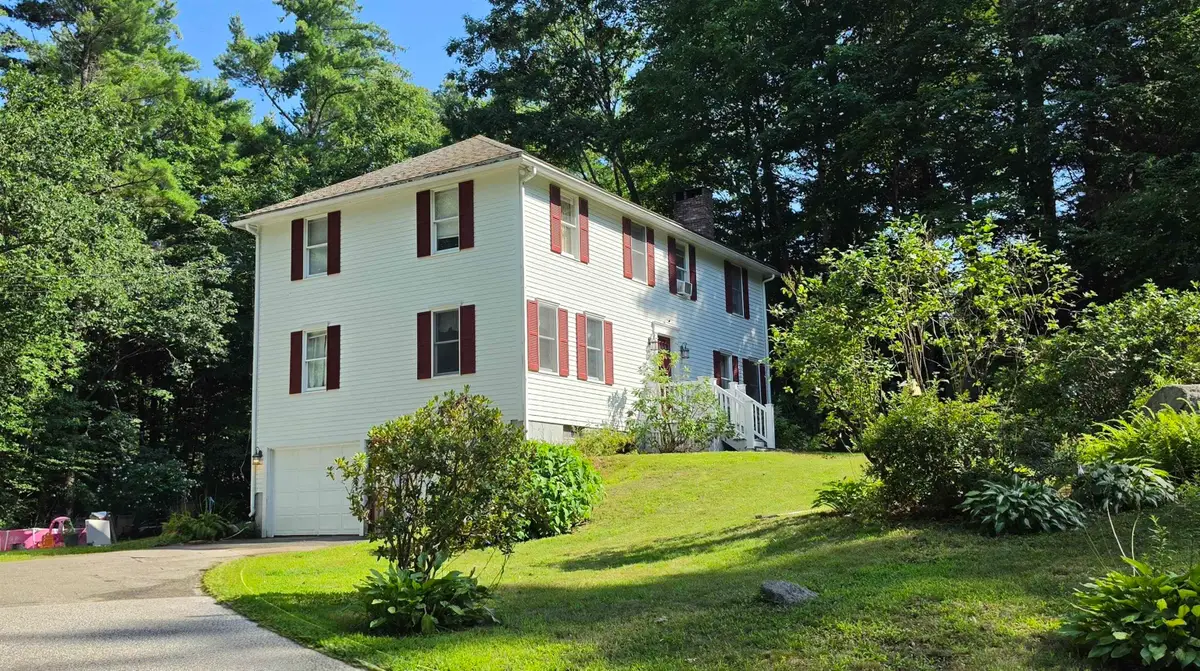 2 Greenleaf Drive, Exeter, NH 03833 - #1