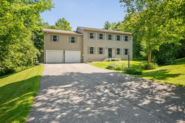 28 Old Farm Road, Jericho, VT 05465