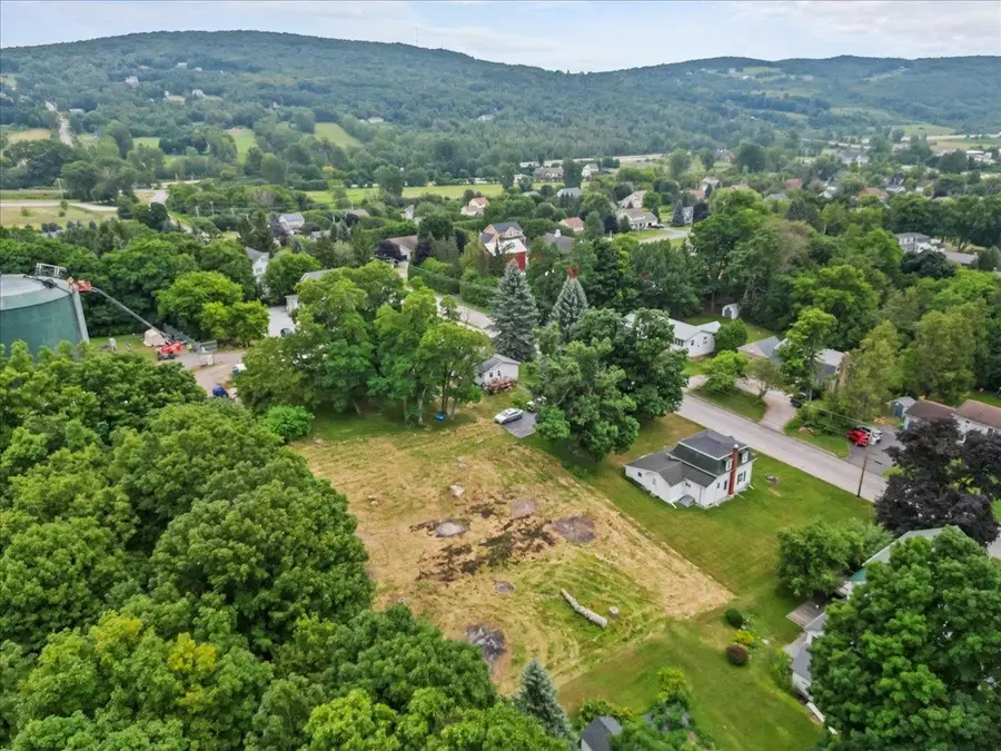 143 Congress Street #2 + 3, Saint Albans, VT 05478 - #2