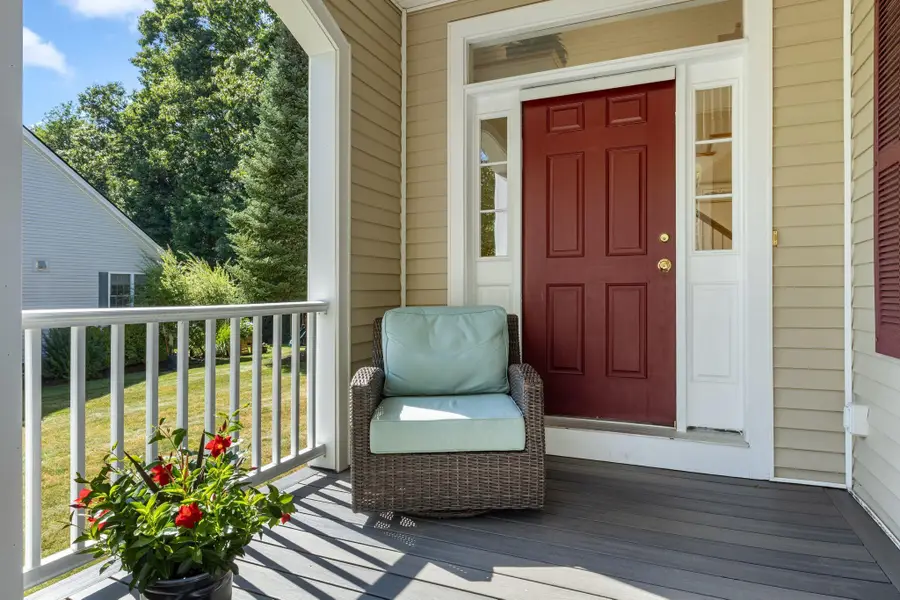 10 Cortland Avenue, Stratham, NH 03885 - #3