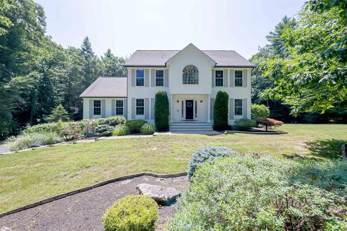 14 Meadow Brook Crossing, Sandown, NH 03873 - #1