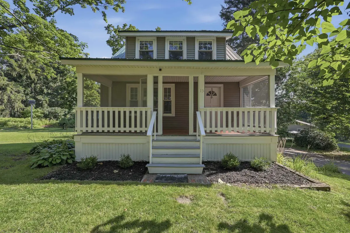 13 East Road, Plaistow, NH 03865 - #1