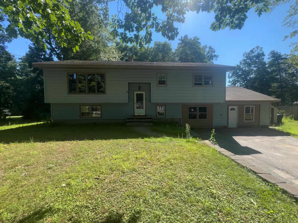 8 Lamson Drive, Merrimack, NH 03054 - #1