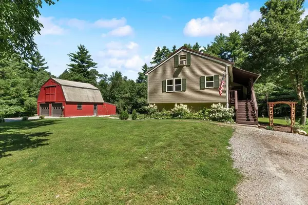 32 Penacook Path, Sunapee, NH 03782