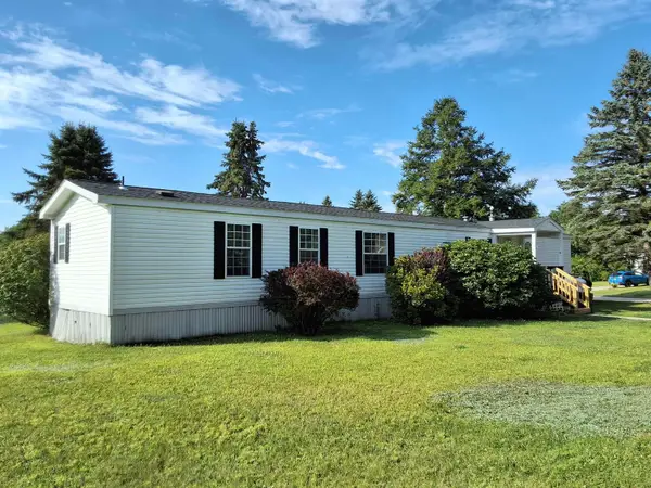 6 Jefferson Street, Epsom, NH 03234