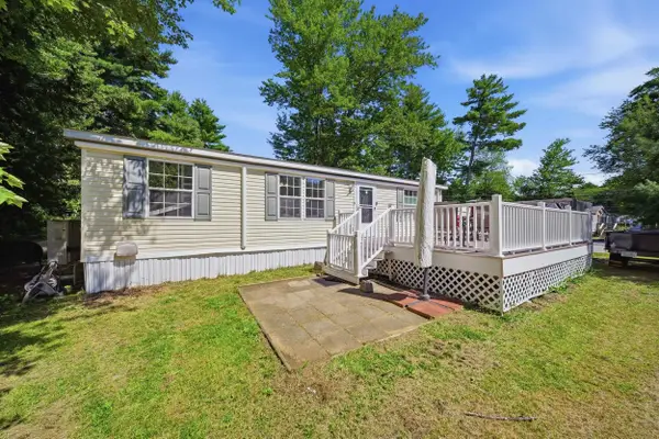 6 Marilyn Drive, Allenstown, NH 03275