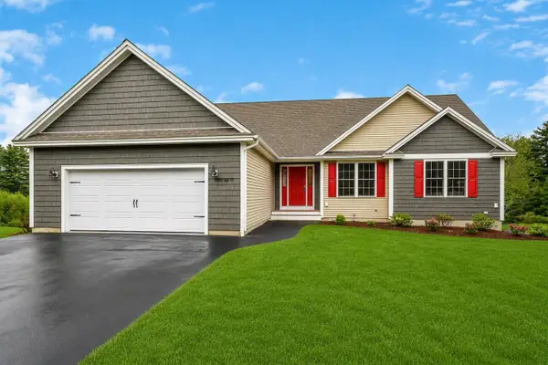 3 Maple Grove Road, Sandown, NH 03873