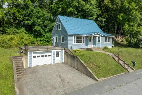 32 Mark Street, Springfield, VT 05156