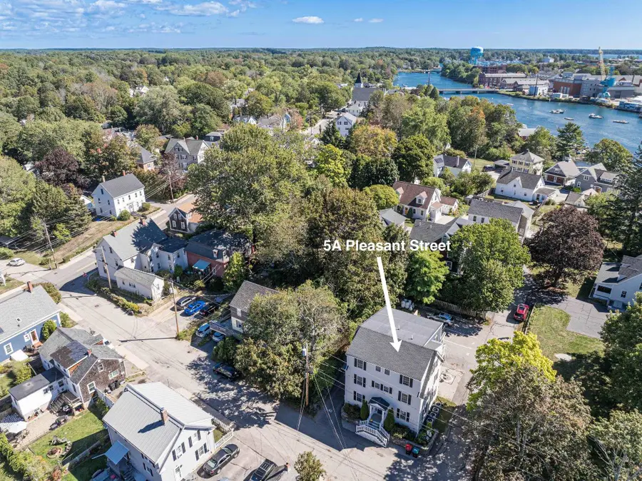 5 Pleasant Street #A, Kittery, ME 03904 - #3
