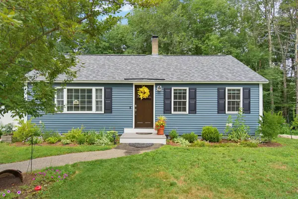 234 Stepping Stones Road, Barrington, NH 03825