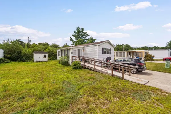 43 Pinyon Place, Londonderry, NH 03038