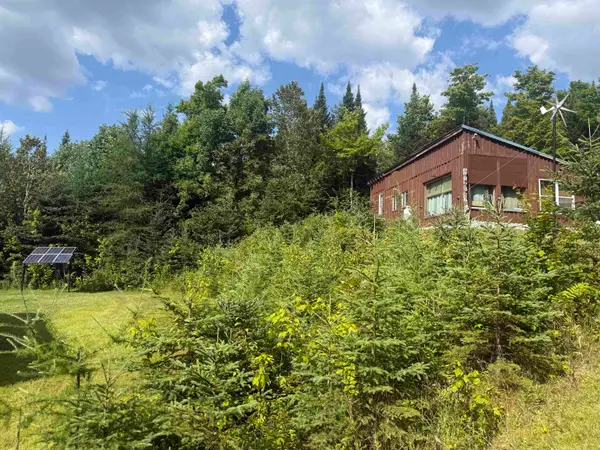 105 White Branch Road #4, Pittsburg, NH 03592