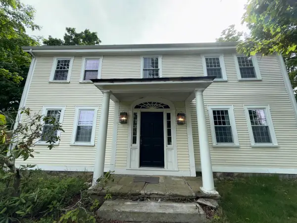 55 Chester Street, Chester, NH 03036