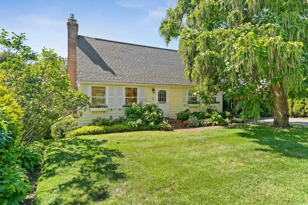 15 Apple Tree Court, South Burlington, VT 05403 - #1