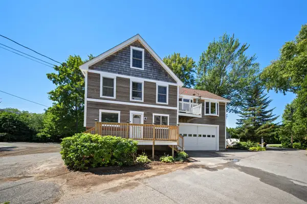 24 Wentworth Terrace, Dover, NH 03820