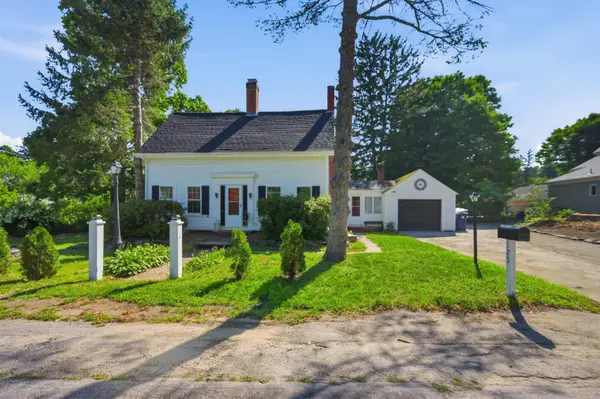 125 Main Street, Plaistow, NH 03865