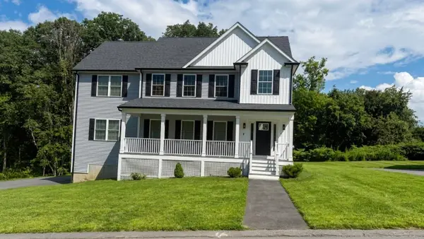 9 Horizon Way, Plaistow, NH 03865