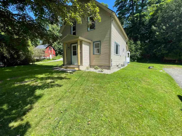 32 Pleasant Street, Proctor, VT 05765