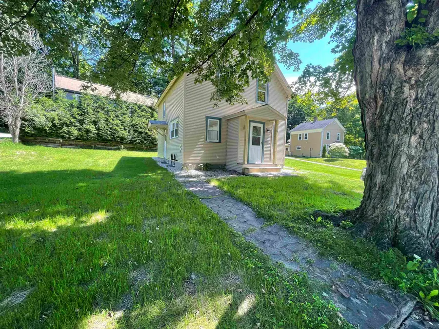 32 Pleasant Street, Proctor, VT 05765 - #2