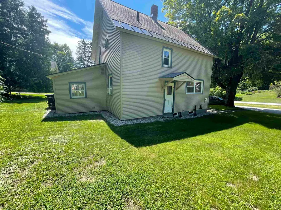 32 Pleasant Street, Proctor, VT 05765 - #3