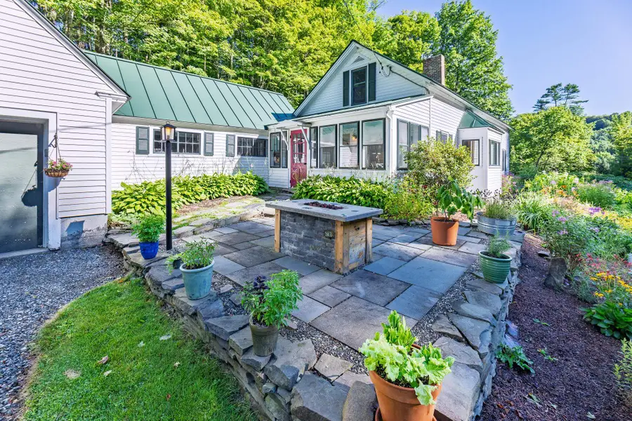 8133 Pomfret Road, Pomfret, VT 05053 - #3