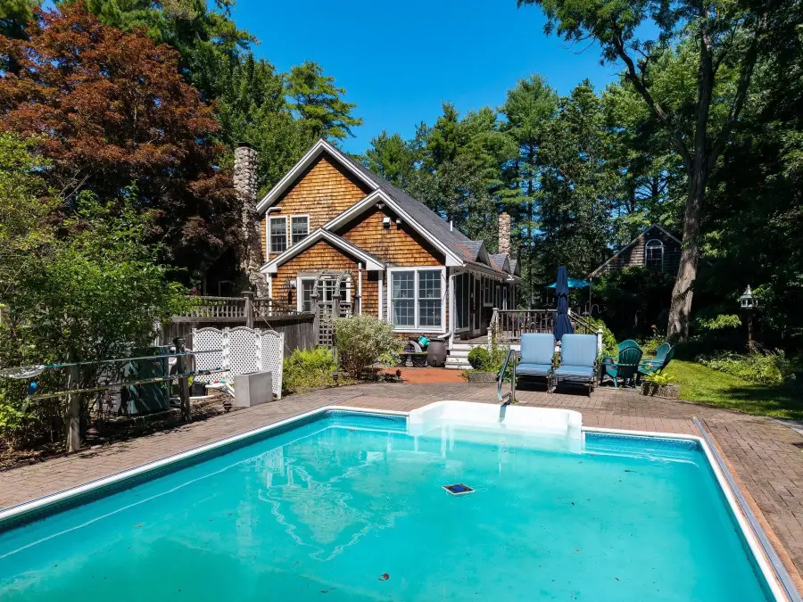 26 Mast Road, Lee, NH 03861 - #3