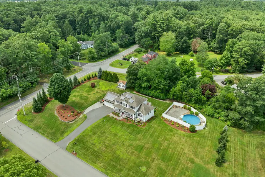 1 Jake Road, Londonderry, NH 03053 - #3