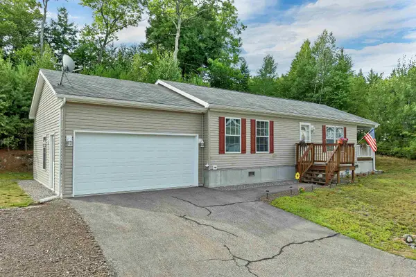 36 Mansfield Woods Way, New Hampton, NH 03256