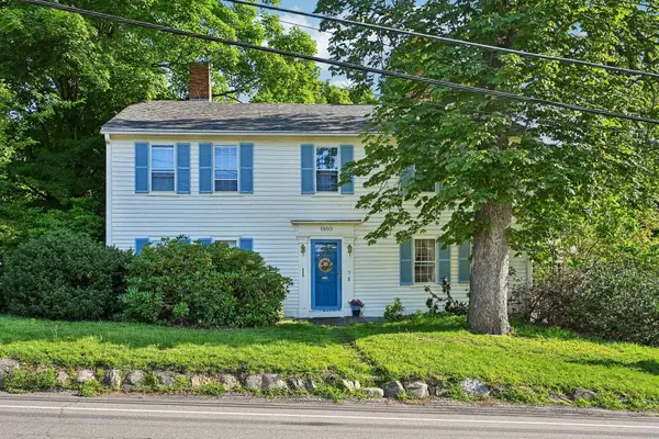 9 Academy Avenue, Atkinson, NH 03811