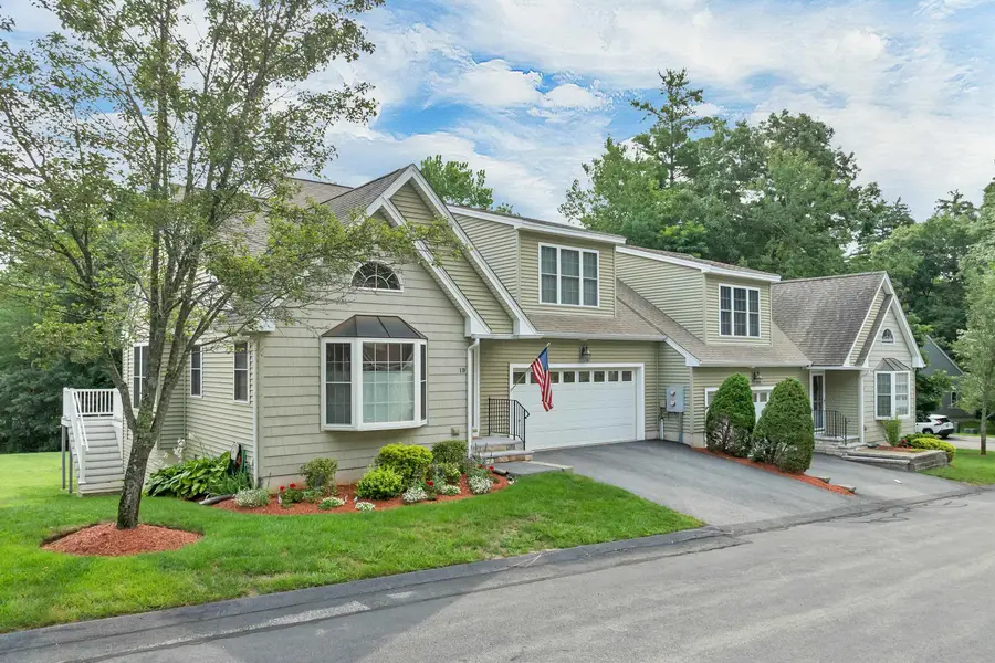 19 Town Village Drive, Salem, NH 03079 - #3