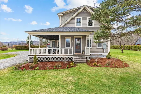 331 Maple Street, Waterbury, VT 05677