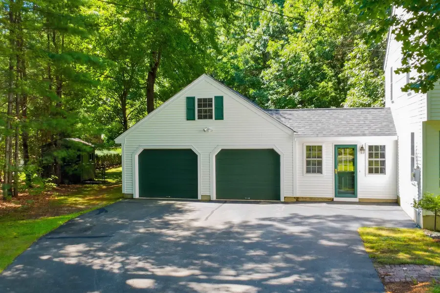 3 Captian Danforth Lane, Amherst, NH 03031 - #3