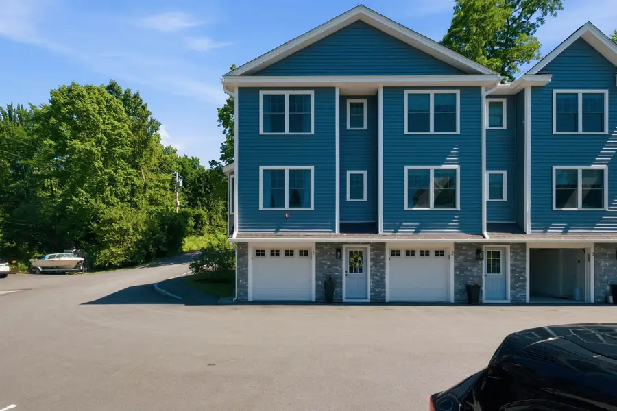 32 Charter Street #1, Exeter, NH 03833 - #2