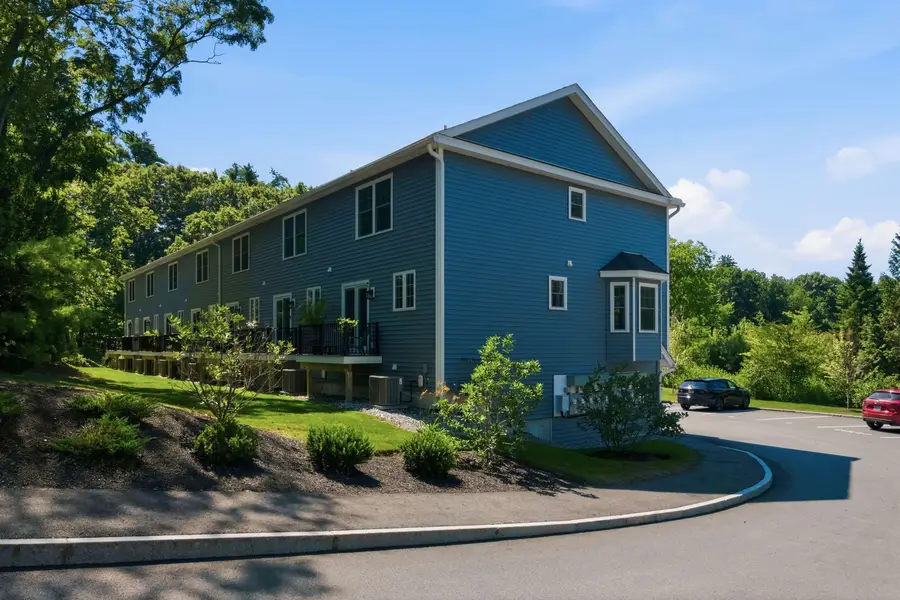 32 Charter Street #1, Exeter, NH 03833 - #3